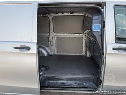 Mercedes-Benz eVito 111 KA,lang,3 Sitzer,Heckflügeltüren