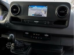 Mercedes-Benz Sprinter 215CDI Pritsche,3.259mmRadstand,MBUX