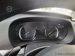 Peugeot Traveller Business L3