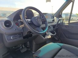 MERCEDES-BENZ Sprinter 519