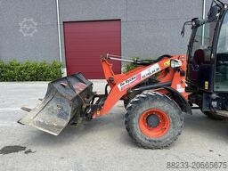 Kubota R065W