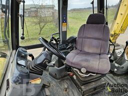 New Holland LB 110 B