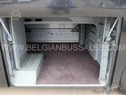 Mercedes Tourismo 15RHD / Full options / Small body damage