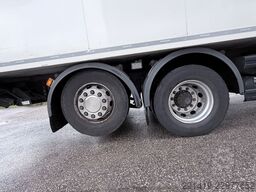 SCANIA P410 6x2 Kühlkoffer mit lbw + Anhänger Bj 2015