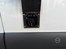 MERCEDES-BENZ Sprinter 317 CDI Frischdienst Fahr-/Standkühlung