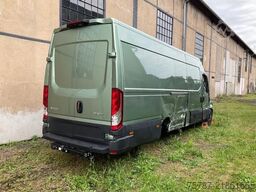 IVECO 35S18 Kastenwagen Maxi hoch&lang, Unfall