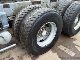 Renault Kerax 400 (POMPE MANUELLE / LAMES / GRAND PONT ...