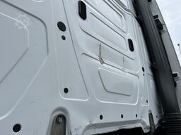 Mercedes-Benz Actros 1840 Streamspace / 733 dkm / Full Spoile...
