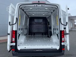 MAN TGE 3.180 L3H2 Kasten 4x4 AUTOM ACC STANDH SITZH