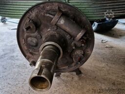 MERCEDES-BENZ Vorgänger Sprinter O 319 Samba mit Faltdach AC