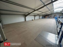 5x10m Lagerbühne , Belastung : 500kg/qm Unterkante: 2,5m , ca. 50qm Systembühne