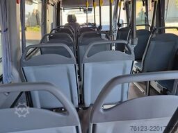 MERCEDES-BENZ Sprinter 515 Heckniederflur 2 x vorhanden