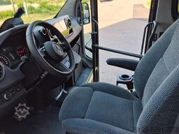 MERCEDES-BENZ Sprinter 515 Heckniederflur 2 x vorhanden