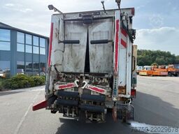 MERCEDES-BENZ Actros 2533 6x2 MP3 Zoeller XL