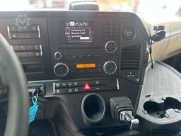 MERCEDES-BENZ Actros 1845 Mega Retarder ACC Spur. As. HU 3x