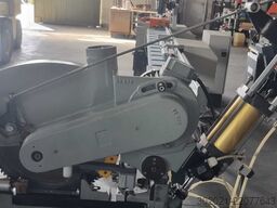 Pertici Univer 403 P