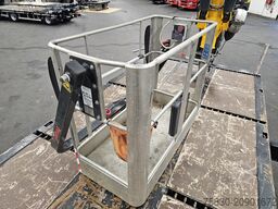 Mercedes-Benz AROCS 3253 8x8 / 65 t/m CRANE + JIB + WINCH / K...