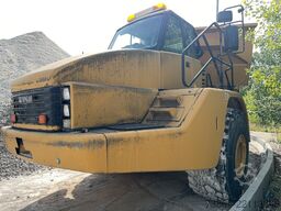 Caterpillar 740