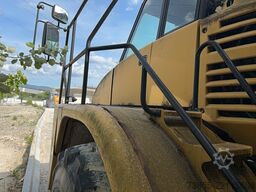 Caterpillar 740