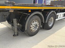 DAF CF75.360 6X2 + HMF1820 BJ2006