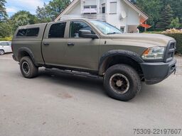 DODGE RAM 2500-Grün foliert-original Weiß - unfallfrei