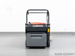 Hako Sweepmaster B650 - 2018y - NEW BATTERY