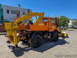 Griesser HK5000 Heckbagger Zapfwelle