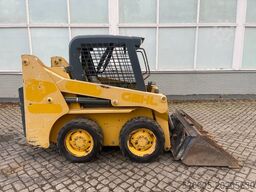 Gehl 3840 E     2015