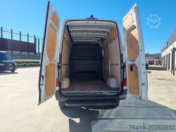 Mercedes-Benz SPRINTER T25-105