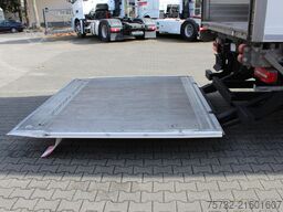 MAN TGS 26.420 Carrier Twin Cool LBW Lift-Lenkachse
