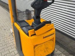 Jungheinrich ERC214