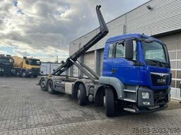 MAN TG-S 35.360 8x2 BL Abrollkipper Meiller 30 to, F
