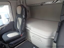 FORD F-Max 500 ZF-Intarder 2 x Tank ACC