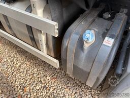 MERCEDES-BENZ Actros 2532 6x2 MP3 Faun Power Press 524