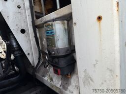 MERCEDES-BENZ Actros 2532 6x2 MP3 Faun Power Press 524