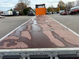 SCHMITZ CARGOBULL SCB S3T 3-Achs Plattform Auflieger Guter Zustand