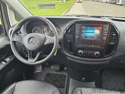 MERCEDES-BENZ VITO 114 CDI TOURER 2X Airco 9-Persoons!