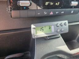 MERCEDES-BENZ Sprinter 516 / Frigo / Thermo King Cool/Wenig Km