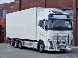 Volvo FH 16.750 XL 8x4*4 - Carrier Supra 1150 MT - Bi...