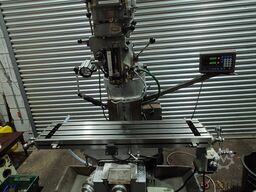 BRIDGEPORT 2HP Milling Machine
