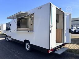 Mercedes-Benz Foodtruck, Imbisswagen, Food Truck mit neuer Küche und Ausstattung
