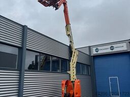 JLG E300AJPN Hoogwerker Knikarmhoogwerker