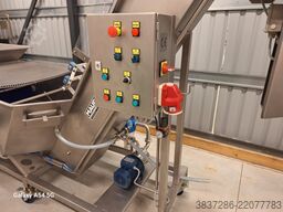 MAURER GÉP Kft. MKMDK 3000 fruit wascher with brusher an