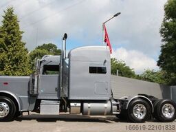 PETERBILT 389