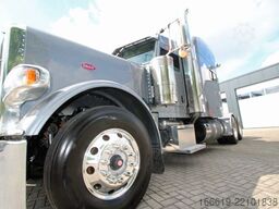 PETERBILT 389
