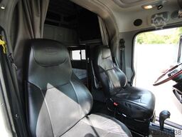 PETERBILT 389