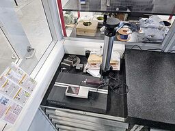 Mitutoyo Surftest SJ-210