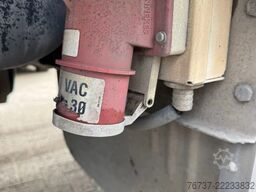 Scania P94-260 **MANUAL PUMP-BELGIAN TRUCK-MEATHOOKS**