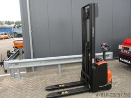 TOYOTA SWE140