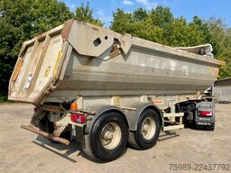 Fruehauf STEEL CHASSIS, STEEL DUMPER!   Full spring!  TO...
